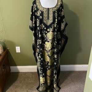 Floral ceremony tunic